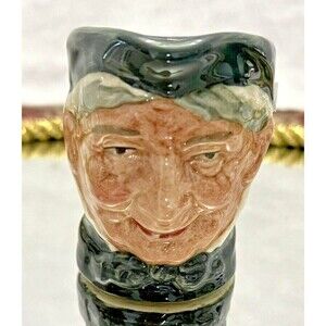 Royal Doulton GRANNY  Mini Character Toby Jug Figurine D6520 2 1/4 inches